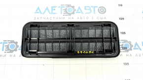 Right ventilation shield Ford Explorer 20-23 crack in the mount