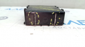 Toyota Venza 21-23 windshield wiper control unit broken mount