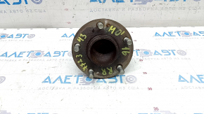 Mitsubishi Outlander 14-20 FWD rear right hub rusty