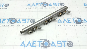 Fuel rail left Ford Explorer 20-23 3.0T without sensor