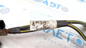 Negative terminal Mitsubishi Outlander 14-20 cracks