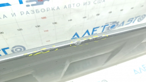 Front bumper lip central Audi Q7 16-19 silver, dented, sand
