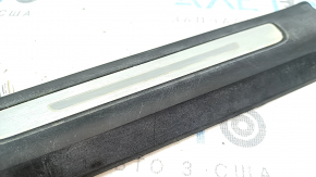Door sill trim rear left outer Audi Q7 16-24 black with chrome, backlight, scratches