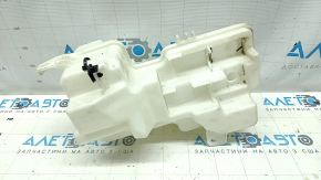 Volvo XC40 19-25 Headlight Washer Tank