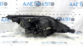 Headlight assembly front left Nissan Rogue Sport 17-19 halogen, with fasteners, varnish used