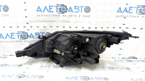 Headlight assembly front right Nissan Rogue Sport 17-19 halogen, with fasteners, varnish used