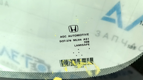 Windshield Honda Accord 18-22 for camera and rain sensor, scratches, sand