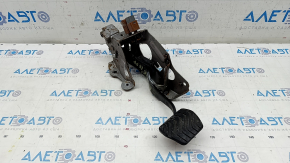 Nissan Rogue Sport 17-19 Brake Pedal Rusty