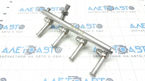 Fuel rail Volvo XC40 19-22 with sensor