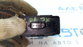 Volvo XC40 19-25 Tailgate Lock Button with Lock