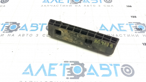 Jack front left Volvo XC40 19-25