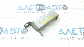 Upper Front Left Wing Bracket Volvo XC40 19-25