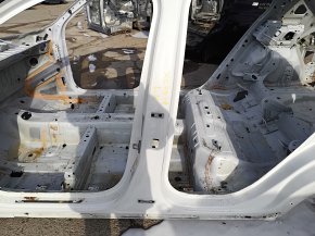 Body pillar center left Volvo XC40 19-25