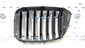 Radiator grill right BMW X3 G01 18-21 nostril, frame + chrome grill, scratches
