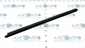 Glass seal inner front left Volvo XC40 19-25