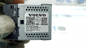 USB Hub Central Console Volvo XC40 19-25 Front