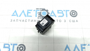 Parking button Volvo XC40 19-25