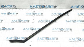 Windshield molding left Volvo XC40 19-25