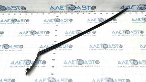 Windshield molding left Volvo XC40 19-25