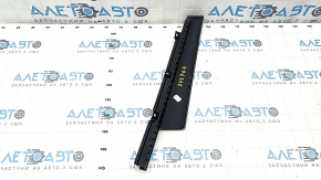 Door trim side front right Volvo XC40 19-25 black gloss, scratches