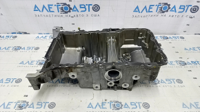 Oil pan Mercedes GLC 16-20 shaft hole chipped, hatch missing