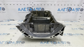 Oil pan Mercedes GLC 16-20 shaft hole chipped, hatch missing