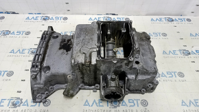 Oil pan Mercedes GLC 16-20 shaft hole chipped, hatch missing