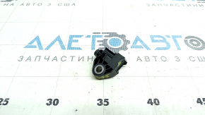 Airbag sensor in the central pillar left Mercedes C-class W205 15-21