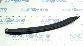 Front right hood seal Audi Q5 80A 18-24 broken fasteners