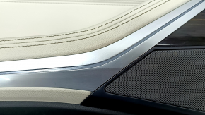 Door trim card front left BMW X5 G05 19-23 leather schwarz/Canberra-Beige, Fineline Stripe wood insert, armrest leather beige, with handle and pads, for memory and massage, scratches, 
