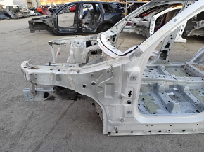 Front left quarter BMW X5 G05 19-24 on the body, white