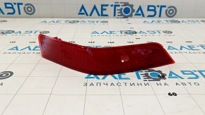 Reflector rear bumper right Nissan Rogue 17-20 scratches, chip