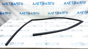 Glass seal front right Toyota Highlander 20-