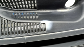 Windscreen wiper grille plastic Toyota Highlander 20-25 burnt plastic