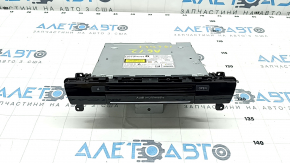 Tape recorder radio Audi A6 C7 12-13 scratches