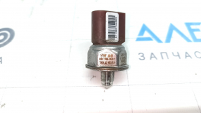 Fuel pressure sensor Audi A6 C7 12-15 3.0T on the fuel rail