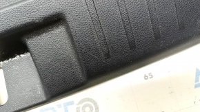 Toyota Highlander 20-24 trunk opening trim black, scratches