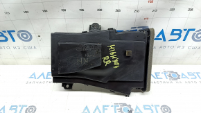 Air duct cooling VVB on the fan right Toyota Highlander 20-25