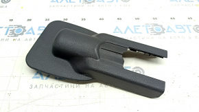 Seat runner trim 2nd row left inner Toyota Highlander 20-