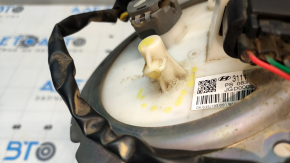 Fuel pump petrol pump Hyundai Sonata 13-15 hybrid, broken nipple