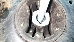 Rear subframe Audi A6 C7 12-18 AWD is rusty, 3 gearbox bushings are cracked