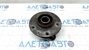 Front left hub Audi A6 C7 12-18 rusty