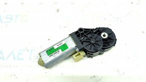 Motor for adjusting the lower cushion of the driver's seat Mazda CX-5 17-25