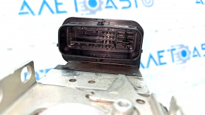 Bracket of the brake master cylinder reservoir Toyota Highlander 20-25 hybrid