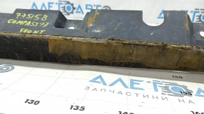 Jeep Compass 17-21 front bumper lip is worn, tears