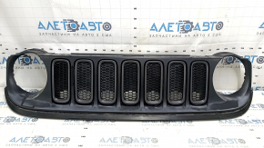 Radiator grill grill Jeep Renegade 15-18 pre-rest assembly, plastic turned white, sand on chrome