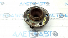 Rear left hub Jeep Compass 17-22 fwd rusty