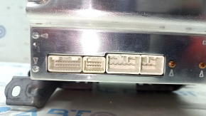 Toyota Sienna 11-14 radio tape recorder is worn out, chrome on the knob, scratches
