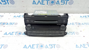 Radio tape recorder Toyota Sienna 11-14 scratches, chrome peeled off