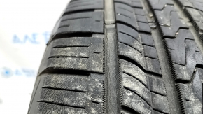 The 2019 Nankang Cross Sport SP-9 all-season tire, R18 225/55, is cracked.